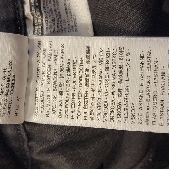 Levi's 711 Skinny Black Deconstructed Jeans - Picture 14 of 15